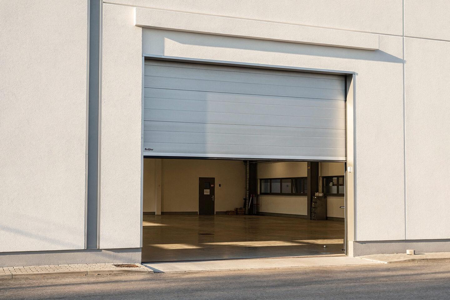 Unsere Leistungen – Garagentore von Rößler Industrietore GmbH – Rößler Industrietore GmbH