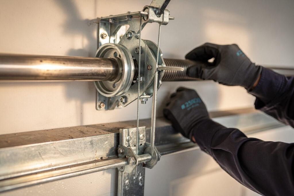 Unsere Werte: Zuverlässigkeit, Langlebigkeit und Sicherheit im Garagentor‑Bereich – Rößler Industrietore GmbH